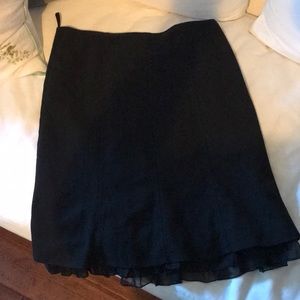 Super cute European knee length skirt.